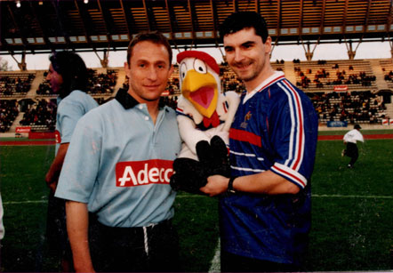 Christian Gabriel obtient les droits d’utilisation de Jules la mascotte le l’équipe de France de Foot Christian Gabriel obtient les droits d’utilisation de Jules la mascotte le l’équipe de France de Foot